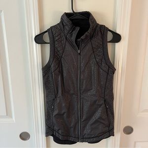 Lululemon running vest